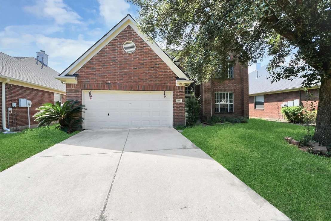 Photo of 19639 Azalea Brook Way