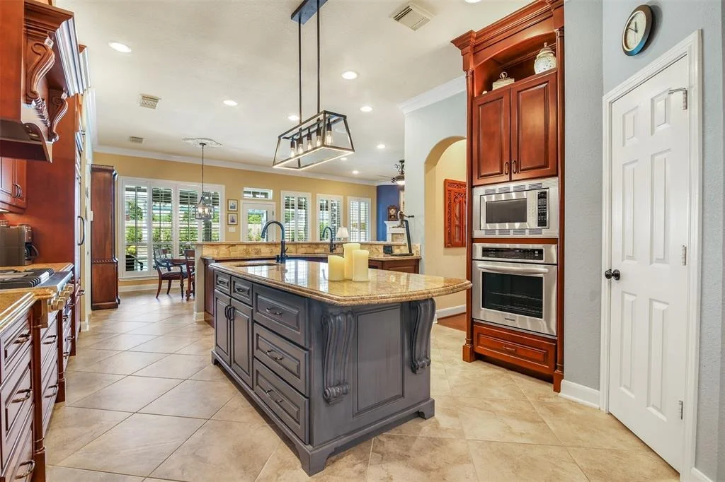 Photo of 2102 White Eagle Lane