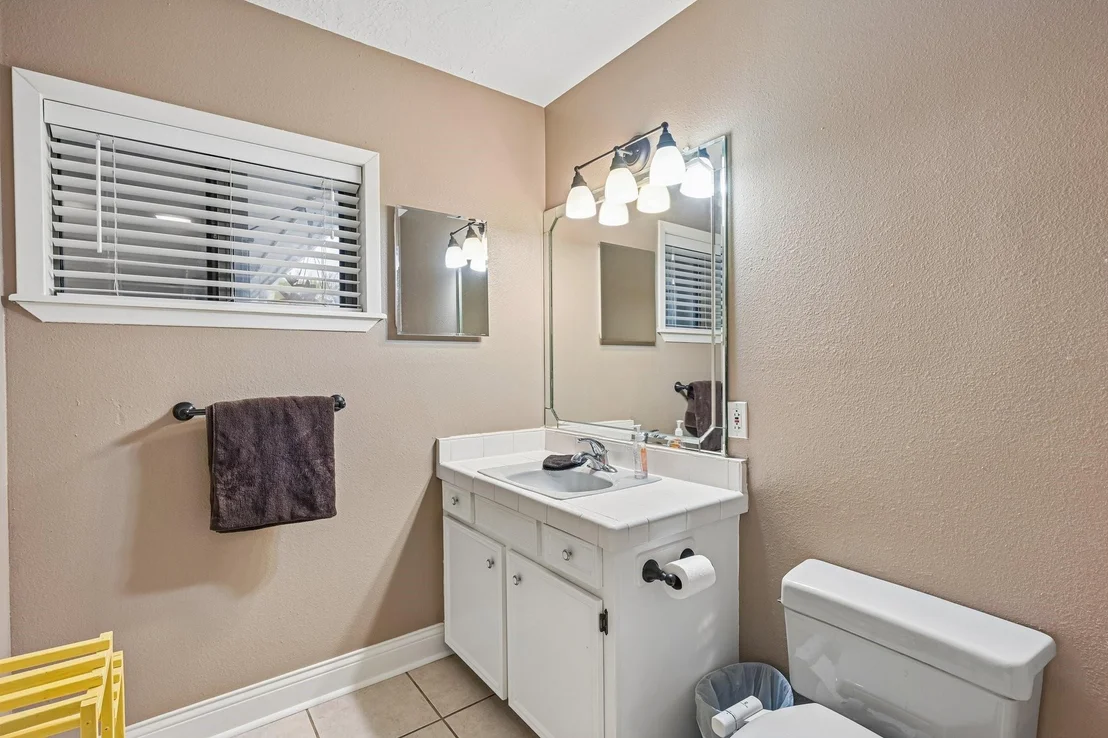 Photo of 2535 Cliff Drive