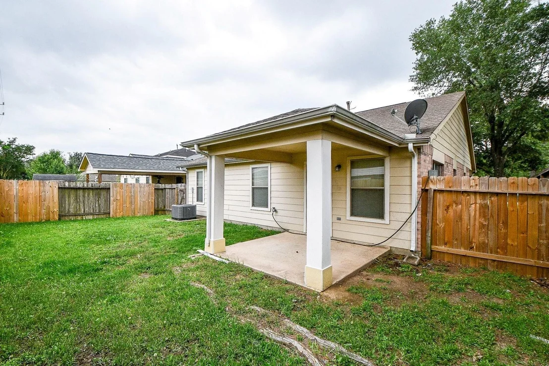 Photo of 29530 Legends Glen Drive