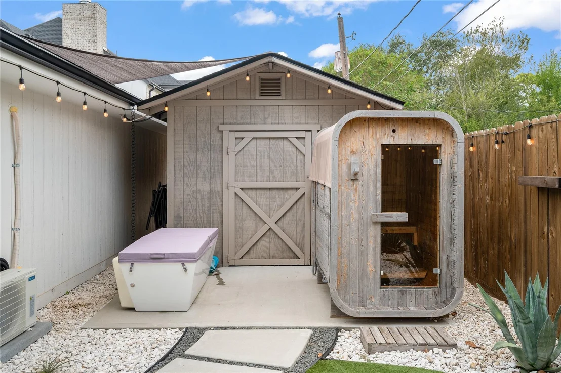 Photo of 10622 Riverview Drive
