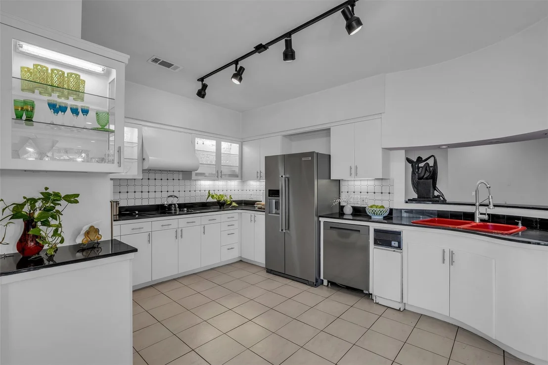 Photo of 107 Shirleen Drive