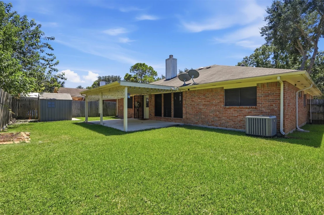 Photo of 8227 Squires Place Drive