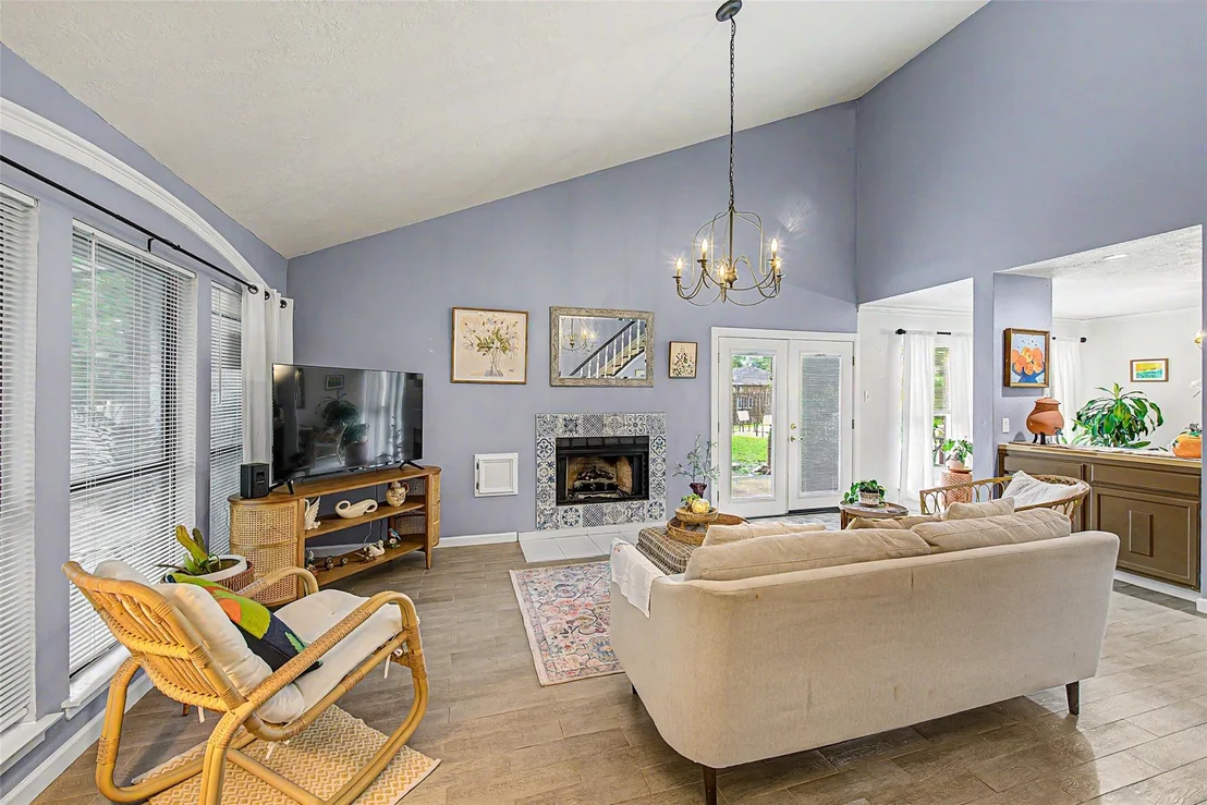 Photo of 402 Redway Lane