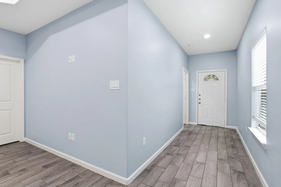 Photo of 16919 Balmoral