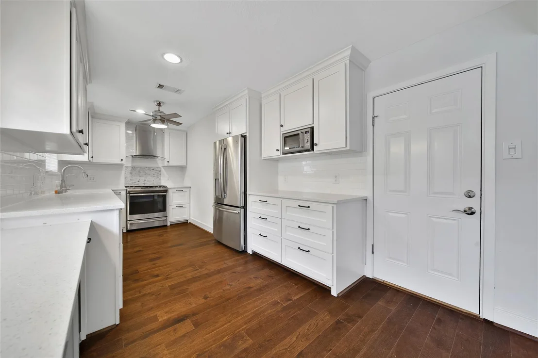 Photo of 995 Curtin Street