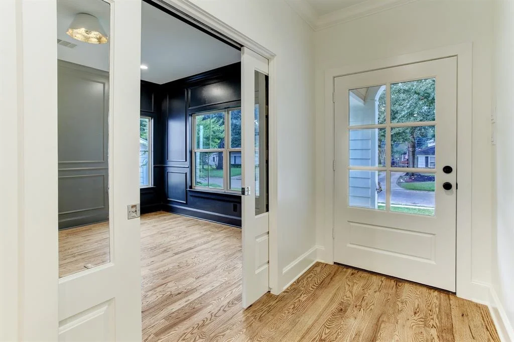 Photo of 1842 Chantilly Lane