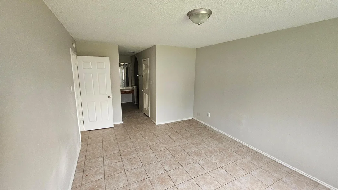 Photo of 23827 Red Sky Drive