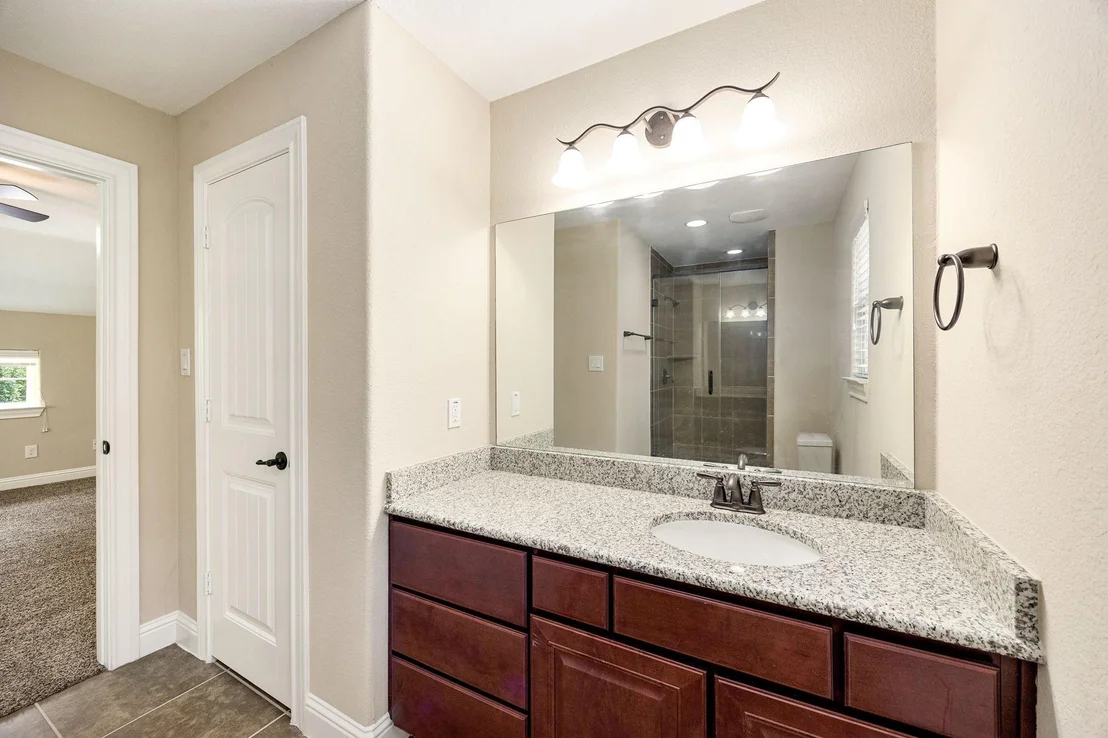 Photo of 42 Brookefield Circle