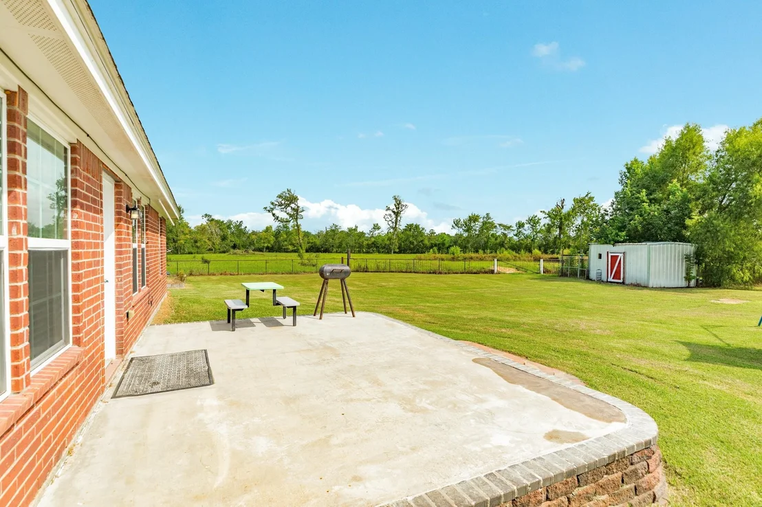 Photo of 130 Pin Oak Drive