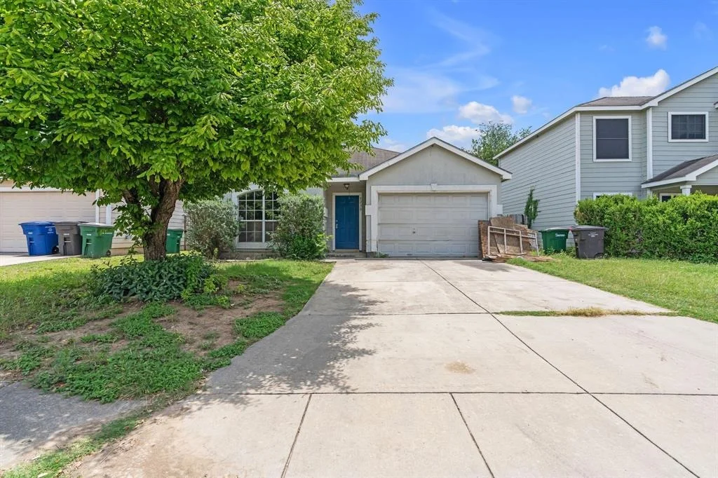 Photo of 8230 Grand Bend