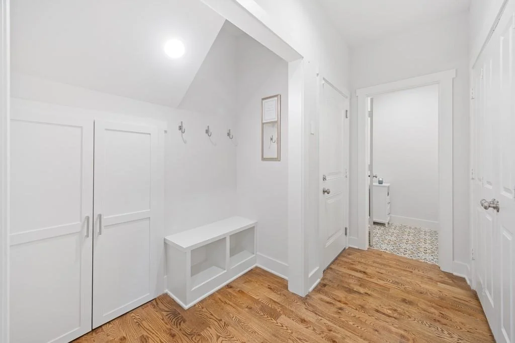 Photo of 3809 Edison Street