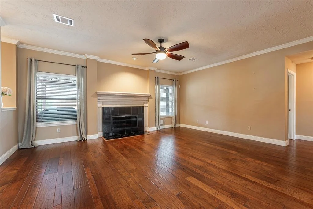 Photo of 15931 Manor Square Drive