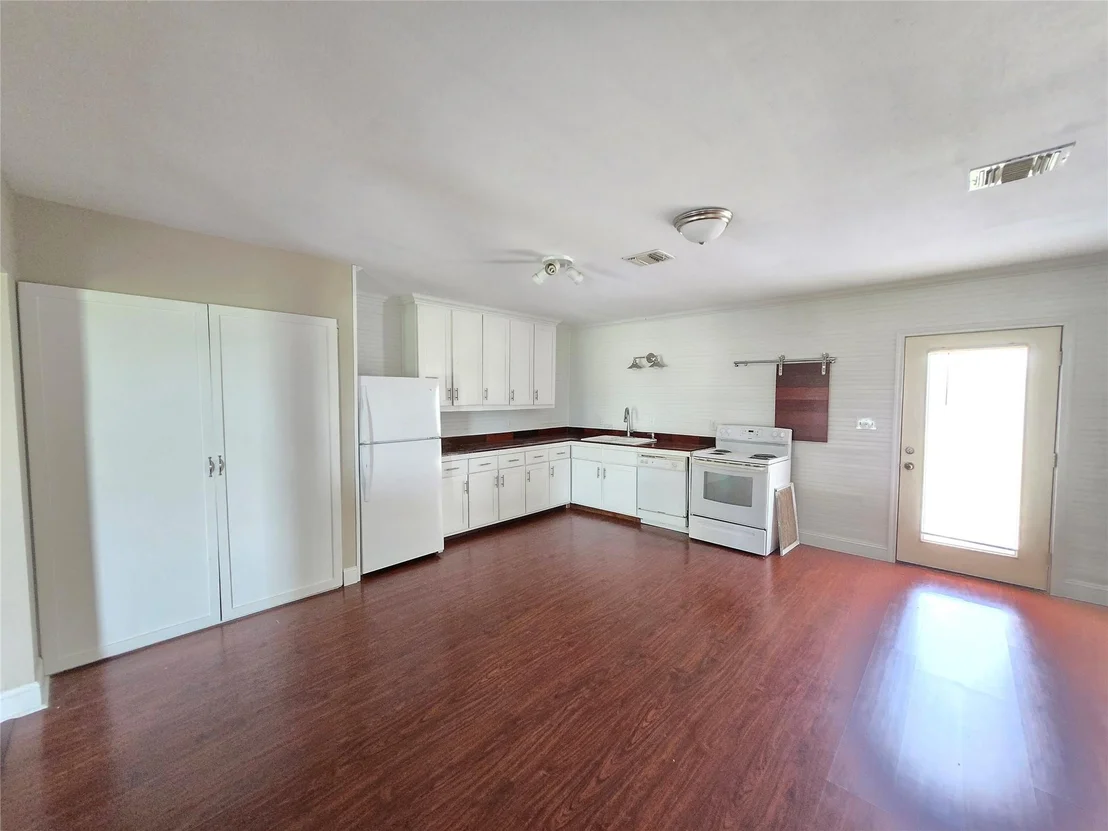 Photo of 205 Buckskin Drive