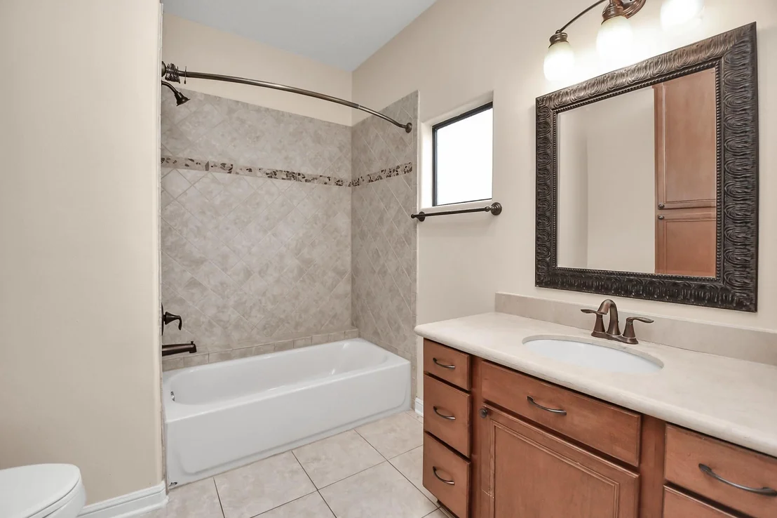 Photo of 1611 Lynnview Drive