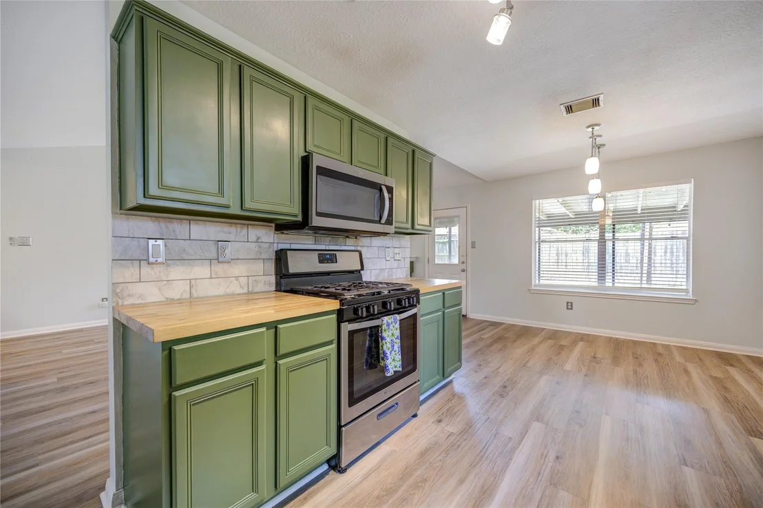 Photo of 4130 Donalbain Drive