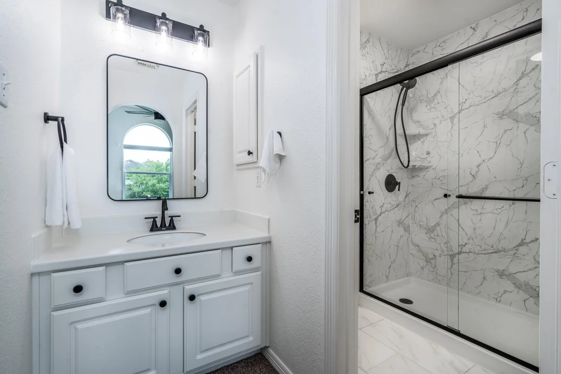 Photo of 15903 Lake Loop Drive