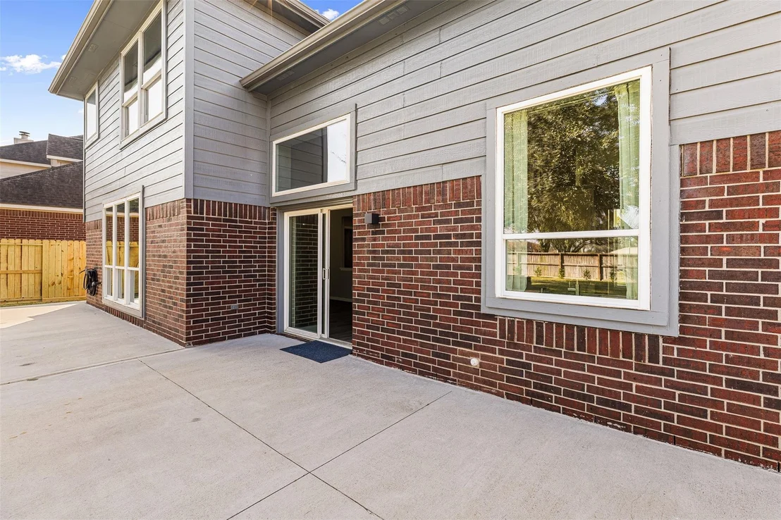 Photo of 6703 Walnut Square