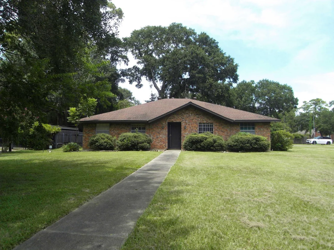 Photo of 9102 Burger Lane