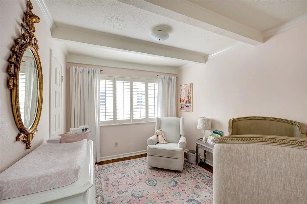 Photo of 918 N Wilcrest Drive