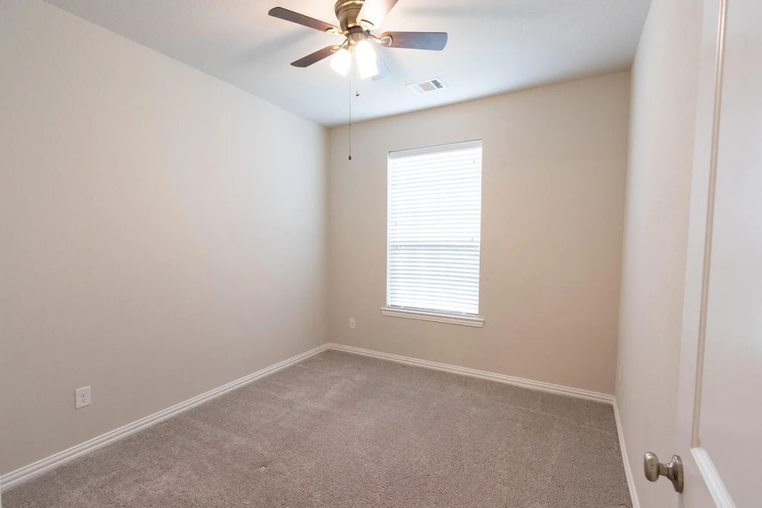 Photo of 2831 Maple Oak Lane