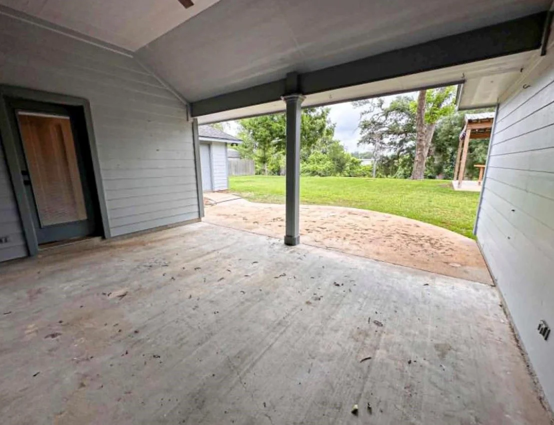 Photo of 301 Williamsburg Avenue