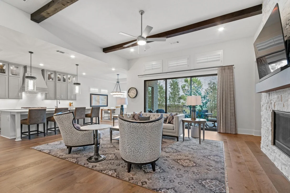 Photo of 902 Falcon Hollow Lane