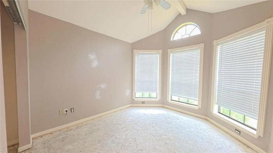 Photo of 4426 Waterfall Way