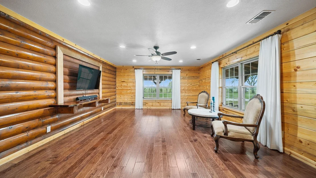 Photo of 16120 Brown Road