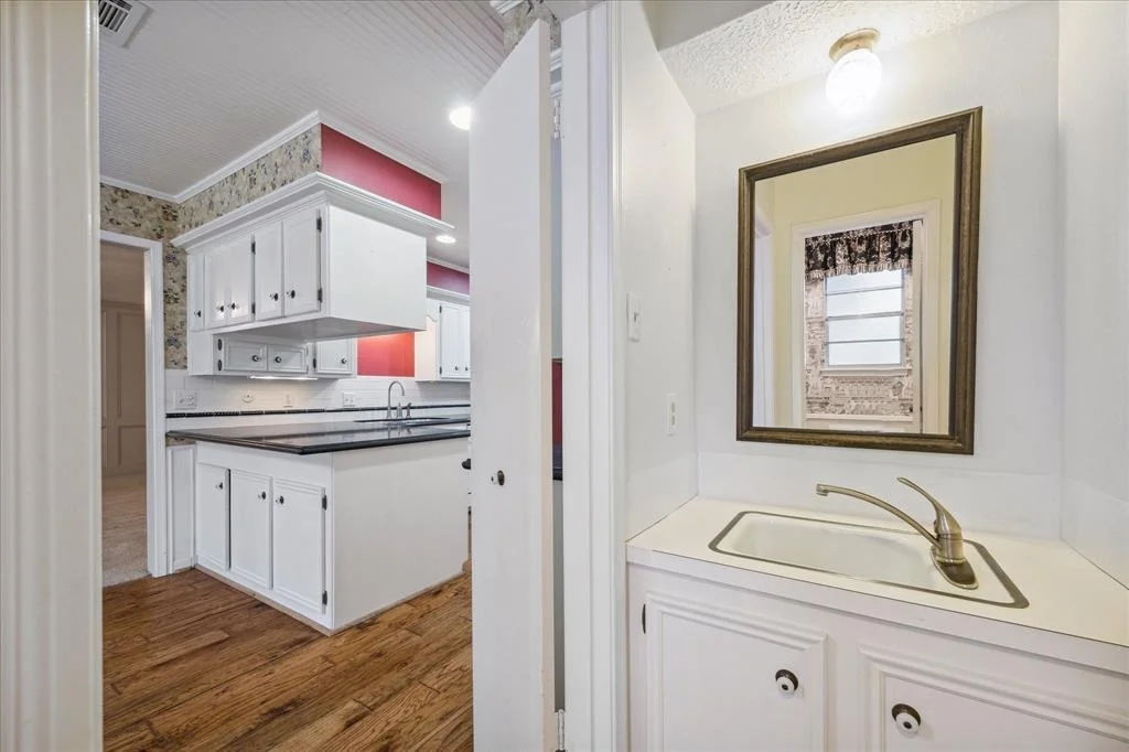 Photo of 5211 Lacreek Lane