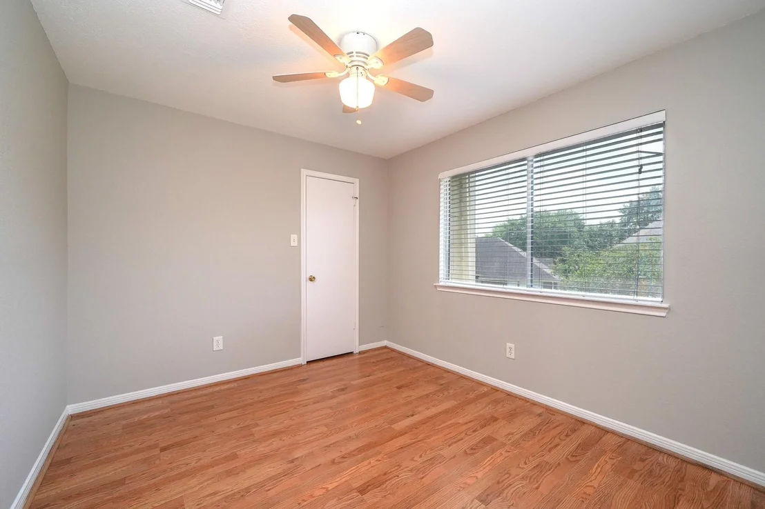 Photo of 4610 Sunshine Drive