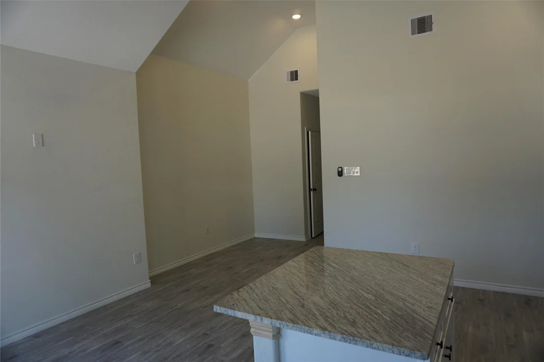 Photo of 10090 Calendar Street