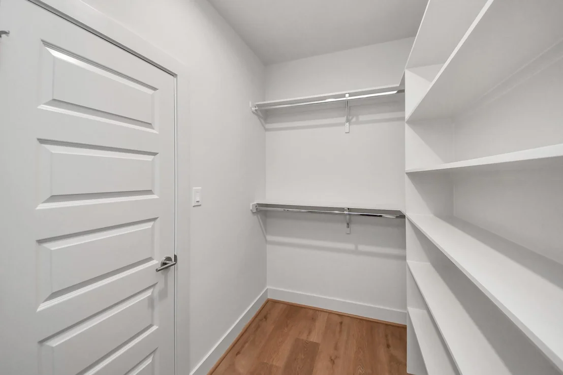 Photo of 2211 Diagonal Lane