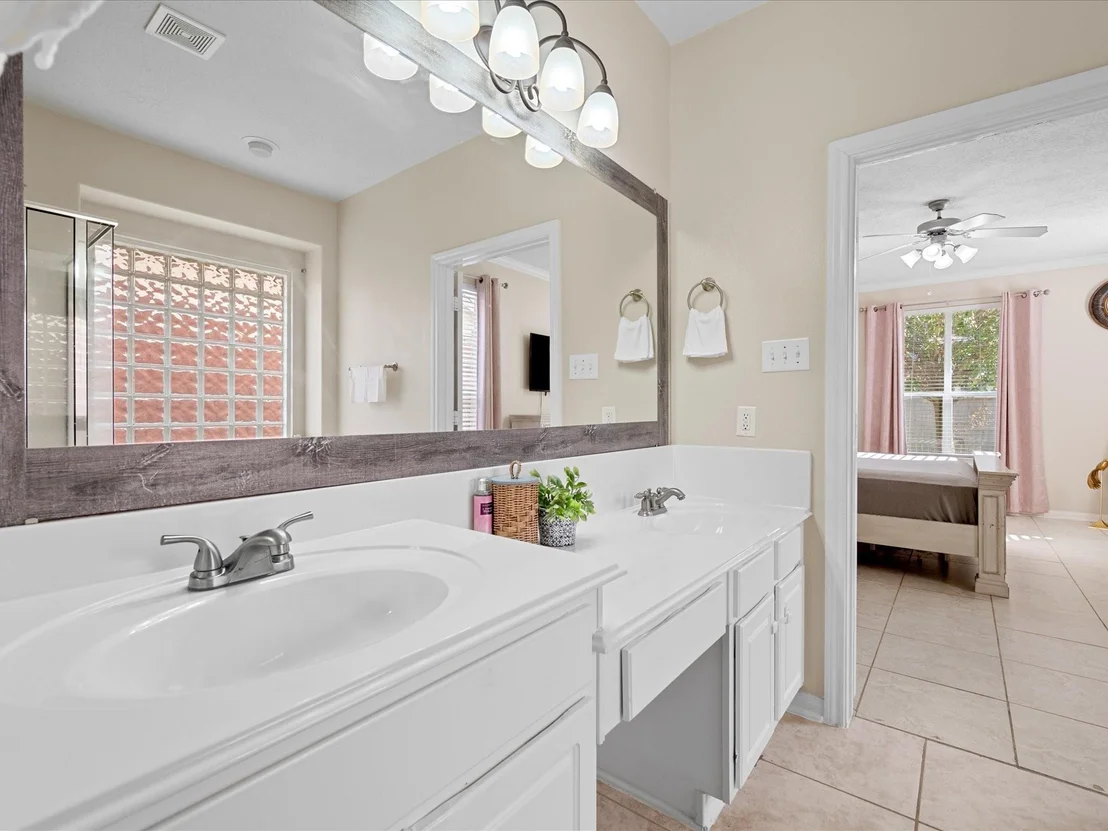 Photo of 7103 Uther Court