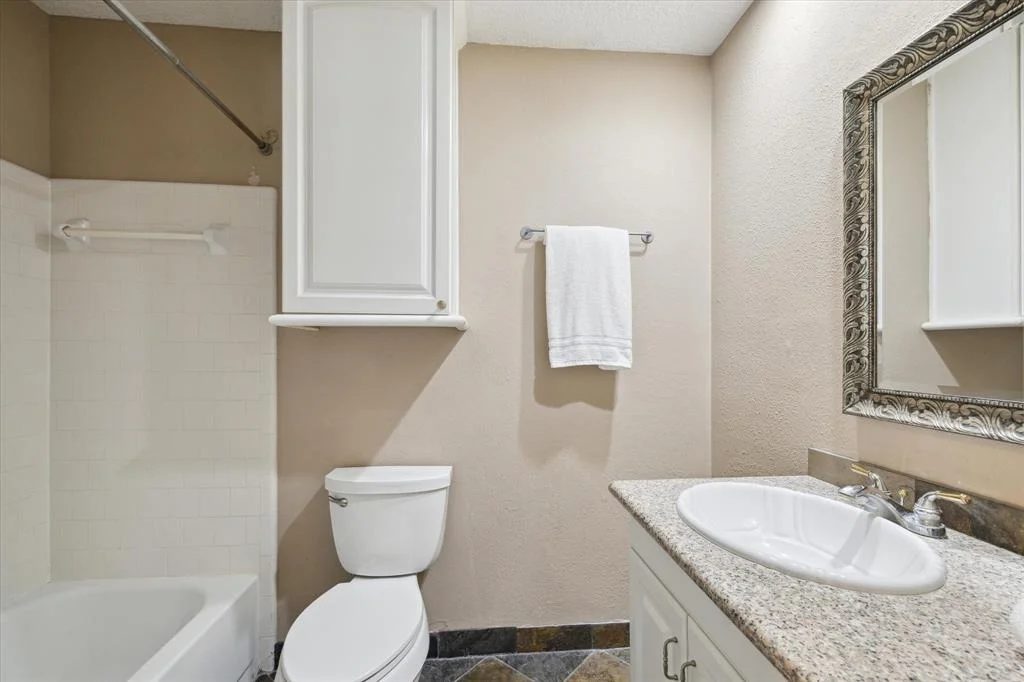 Photo of 39 Rockridge Drive