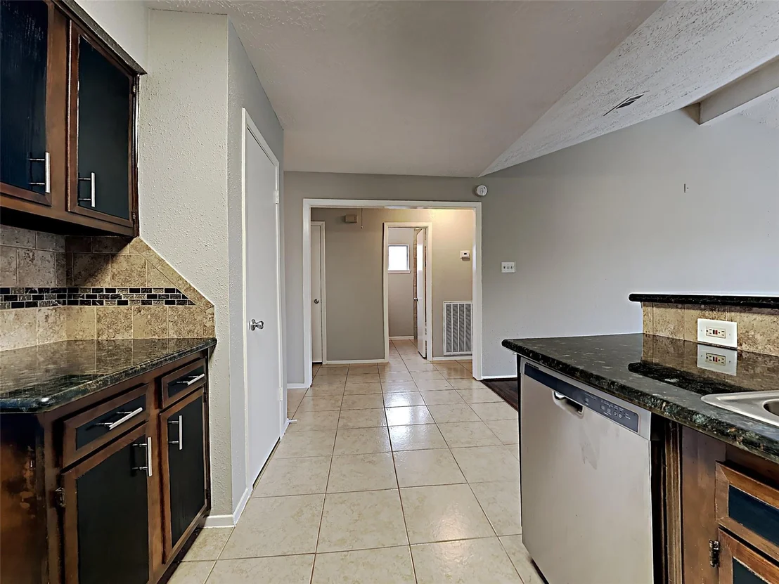 Photo of 216 Maple Leaf Drive