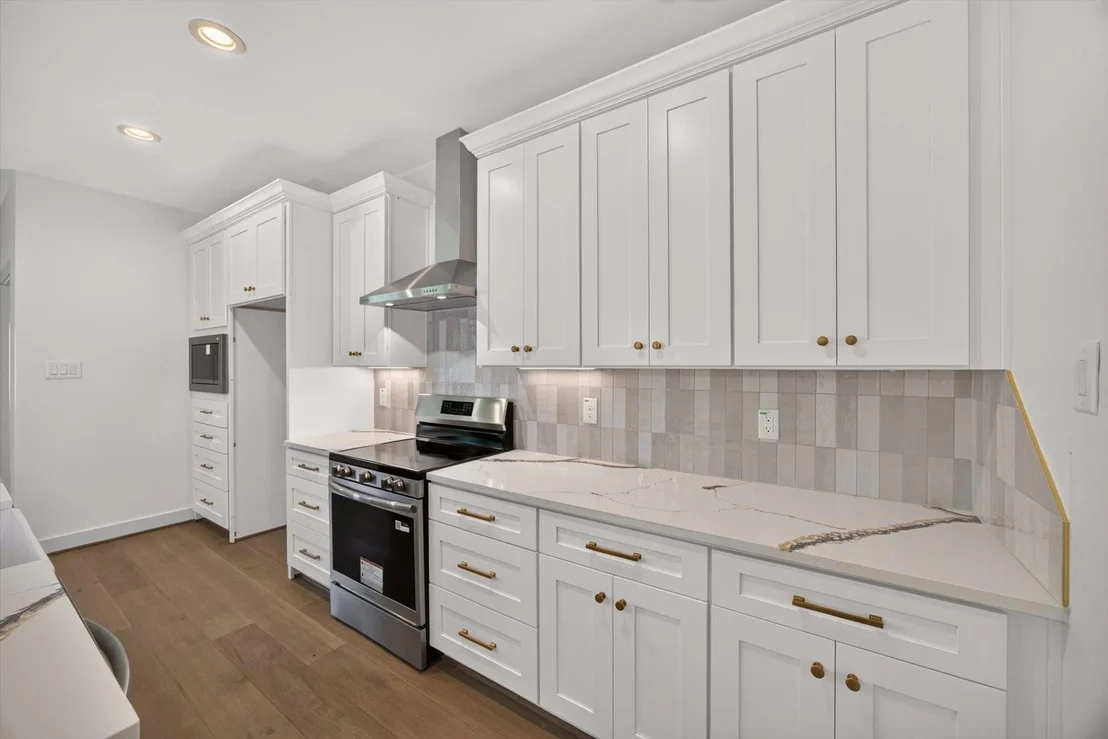 Photo of 6523 Vanlynn Lane
