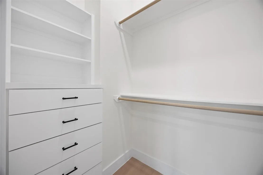 Photo of 6328 Sidney Street