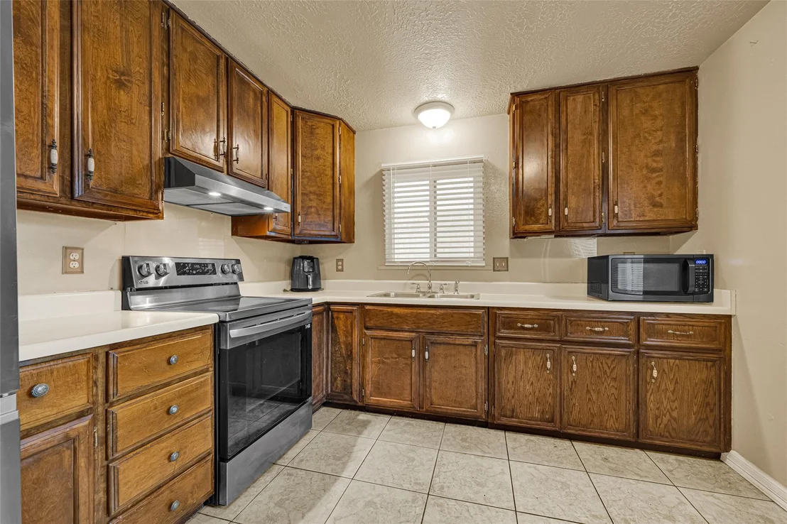 Photo of 14927 Sheffield Terrace