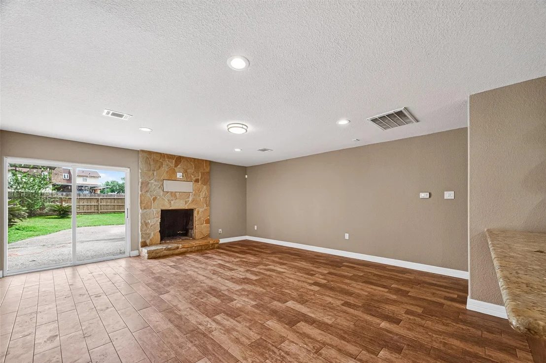 Photo of 12839 Eastbrook Drive