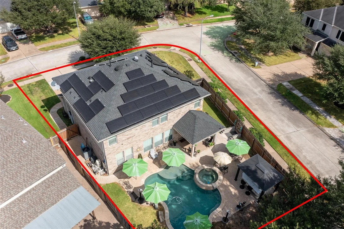 Photo of 18827 Squirrel Oaks Drive