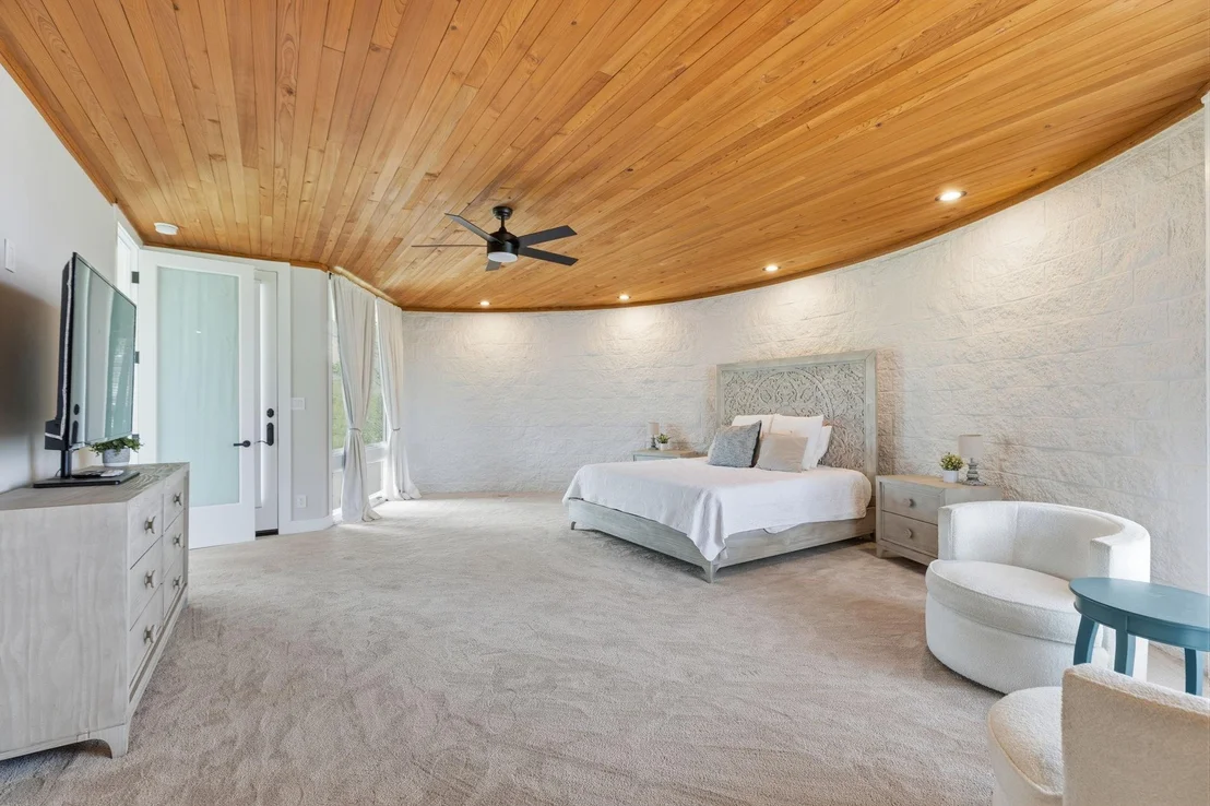 Photo of 1504 Half Moon Drive