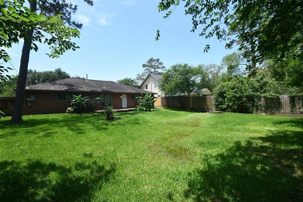 Photo of 5513 Commodore Drive