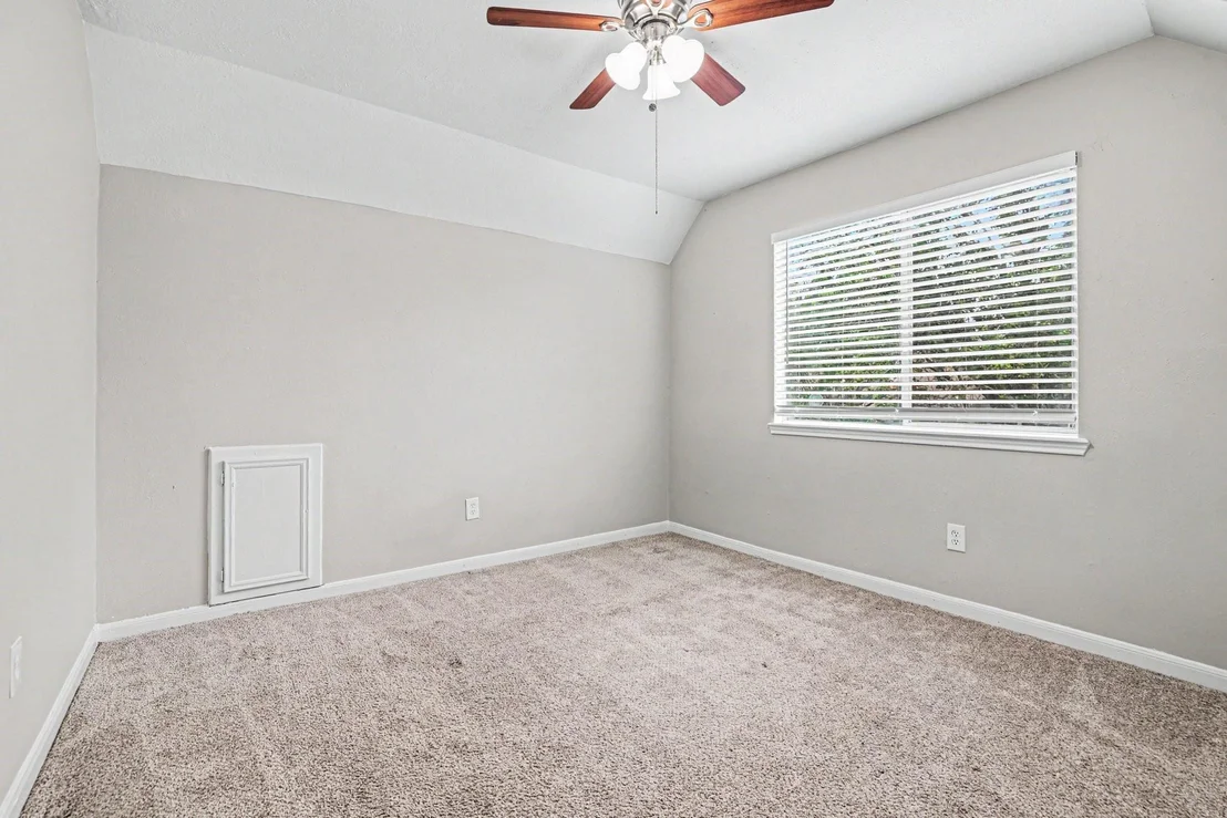 Photo of 2 Queens Court