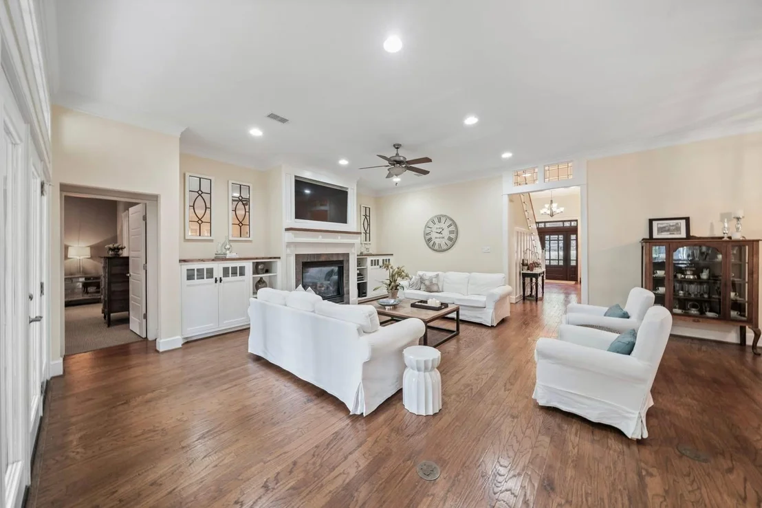 Photo of 16 Balboa Road