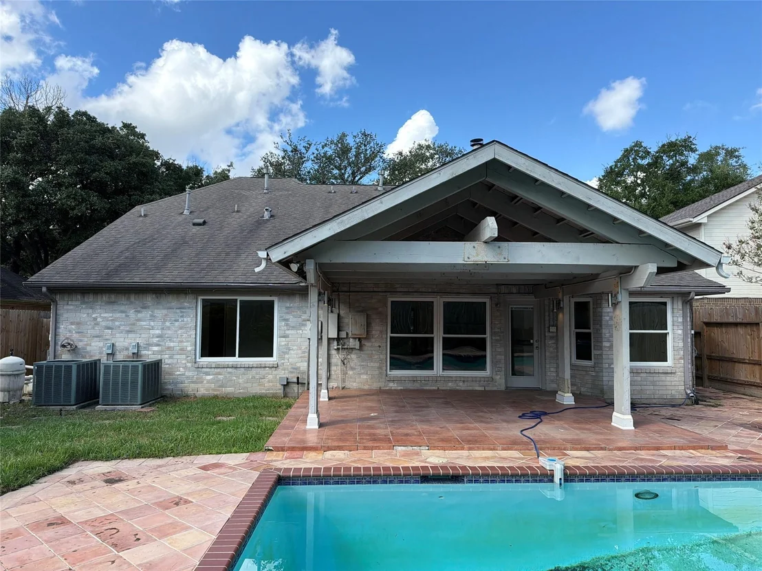 Photo of 1115 Long Prairie Drive