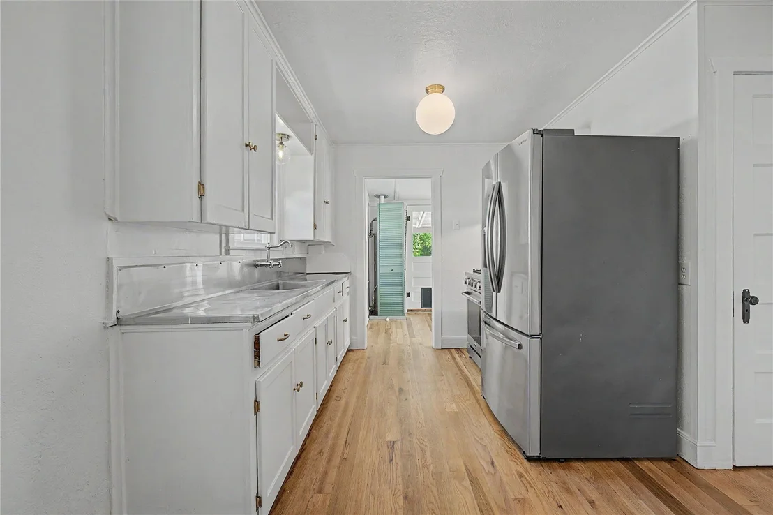 Photo of 304 Foster Street