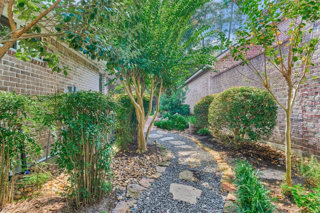 Photo of 31 E Palmer Bend