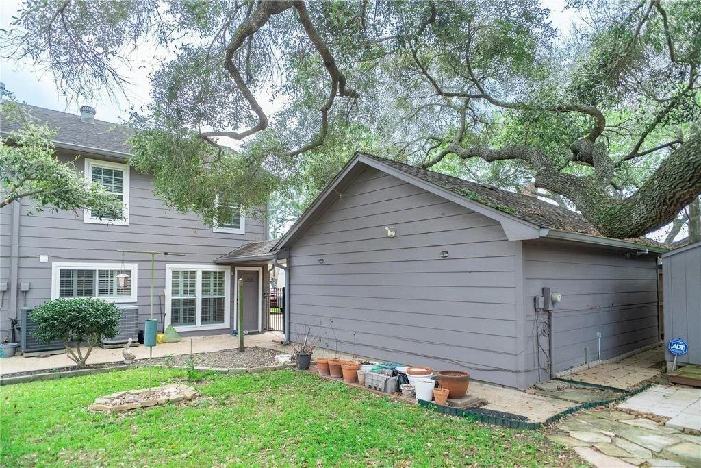 Photo of 18310 Spellbrook Drive