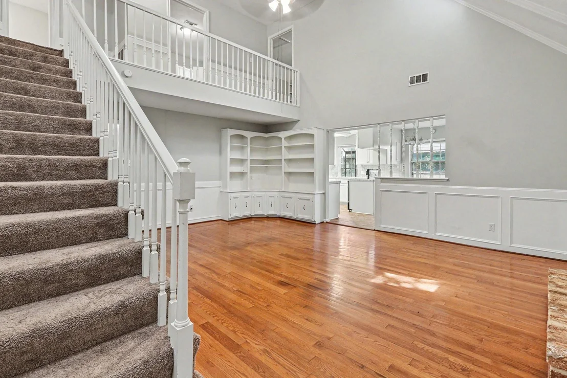 Photo of 5918 Pine Arbor Drive
